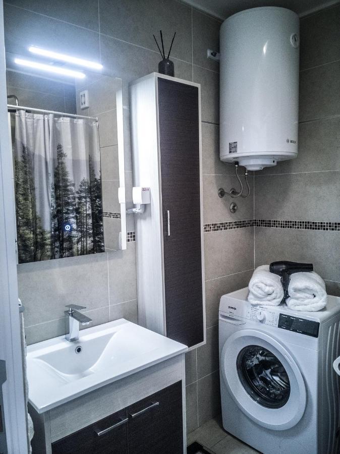 Raw Industrial City Apartment Суботица Екстериор снимка