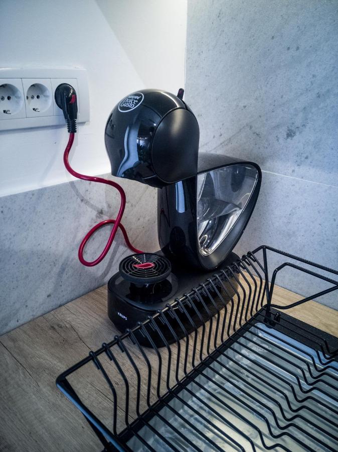 Raw Industrial City Apartment Суботица Екстериор снимка