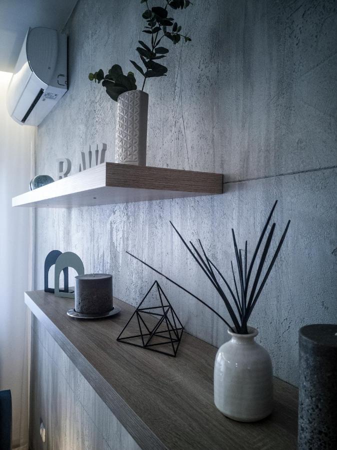 Raw Industrial City Apartment Суботица Екстериор снимка